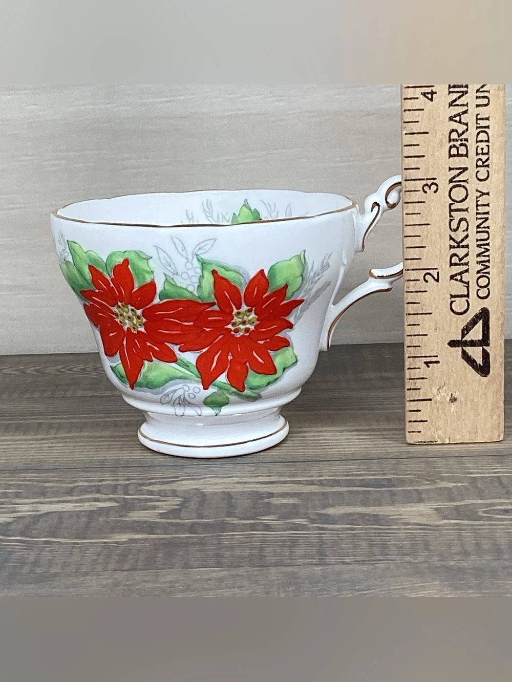 Vintage Victoria C & E Bone China England Tea Cup And Saucer Poinsettia